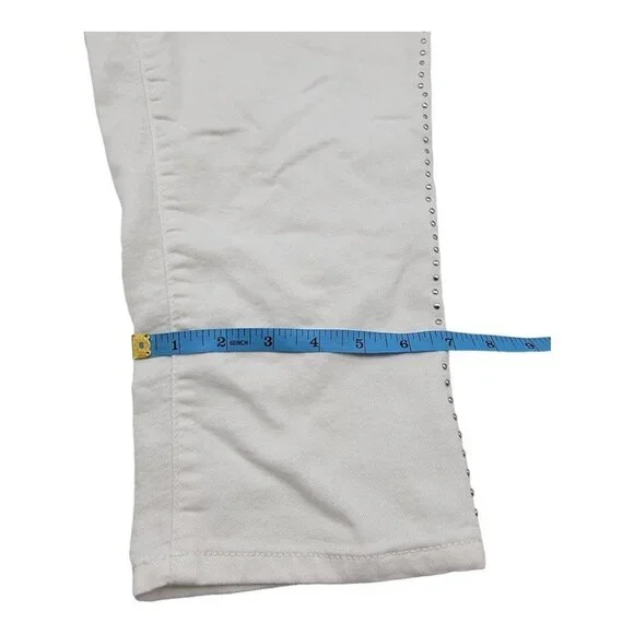 D. Jeans New York Women's Sz 6 White Capri Two Back Pockets w/Rhinestones